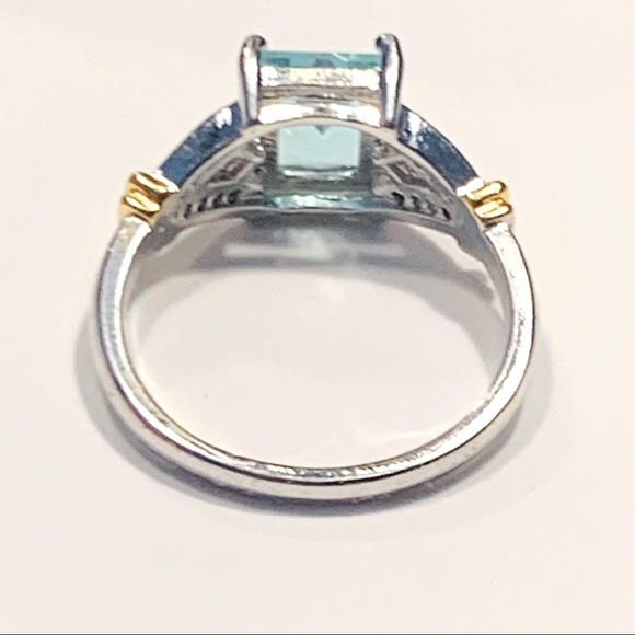 💙🆕 Beautiful Silver & Gold Plated Ring + Blue CZ - Picture 8 of 9